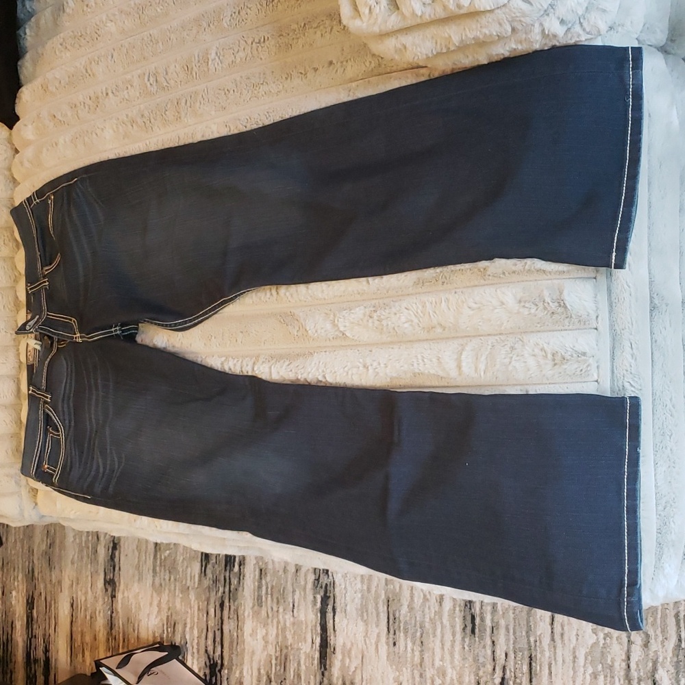 Buckle Jeans